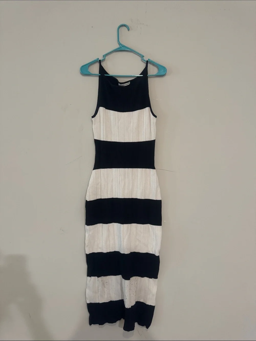 Abercrombie & Fitch Black and White Striped Knit Maxi Dress